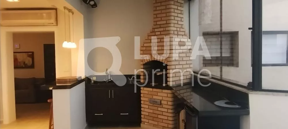 Apartamento à venda com 3 quartos, 227m² - Foto 4