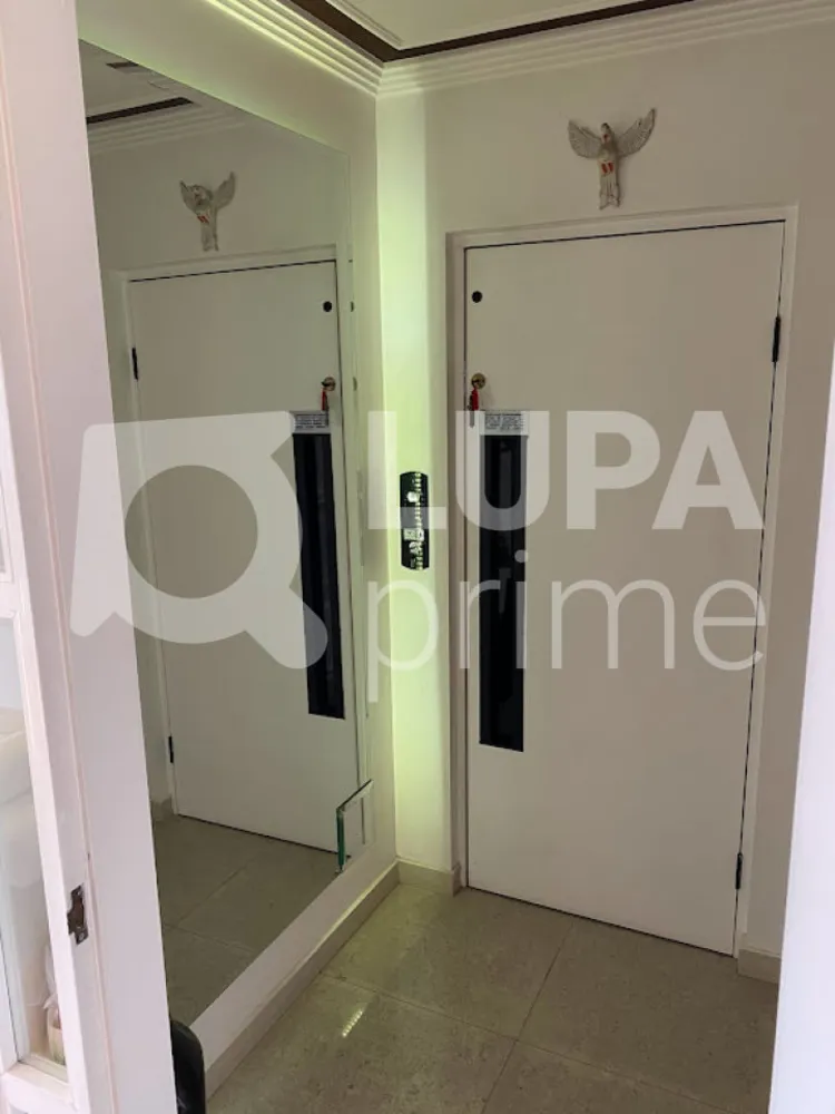 Apartamento, 3 quartos, 165 m² - Foto 2