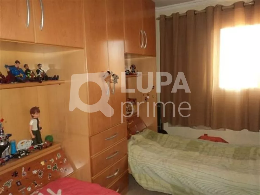 Apartamento à venda com 3 quartos, 75m² - Foto 2