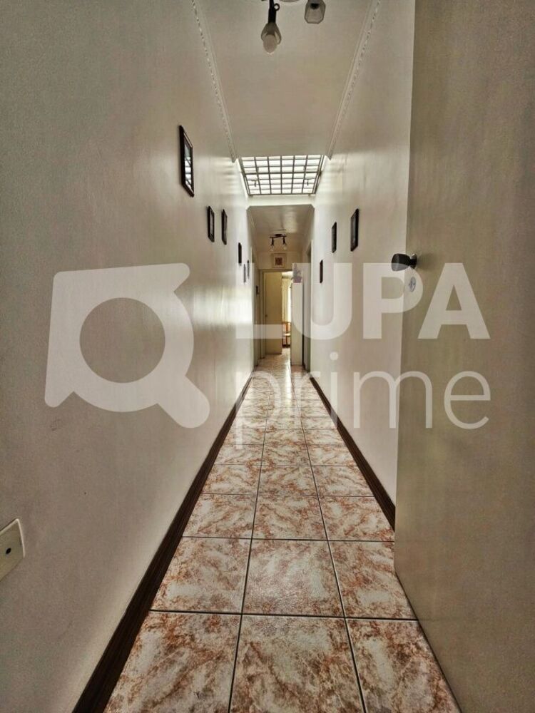 Casa, 3 quartos, 240 m² - Foto 1