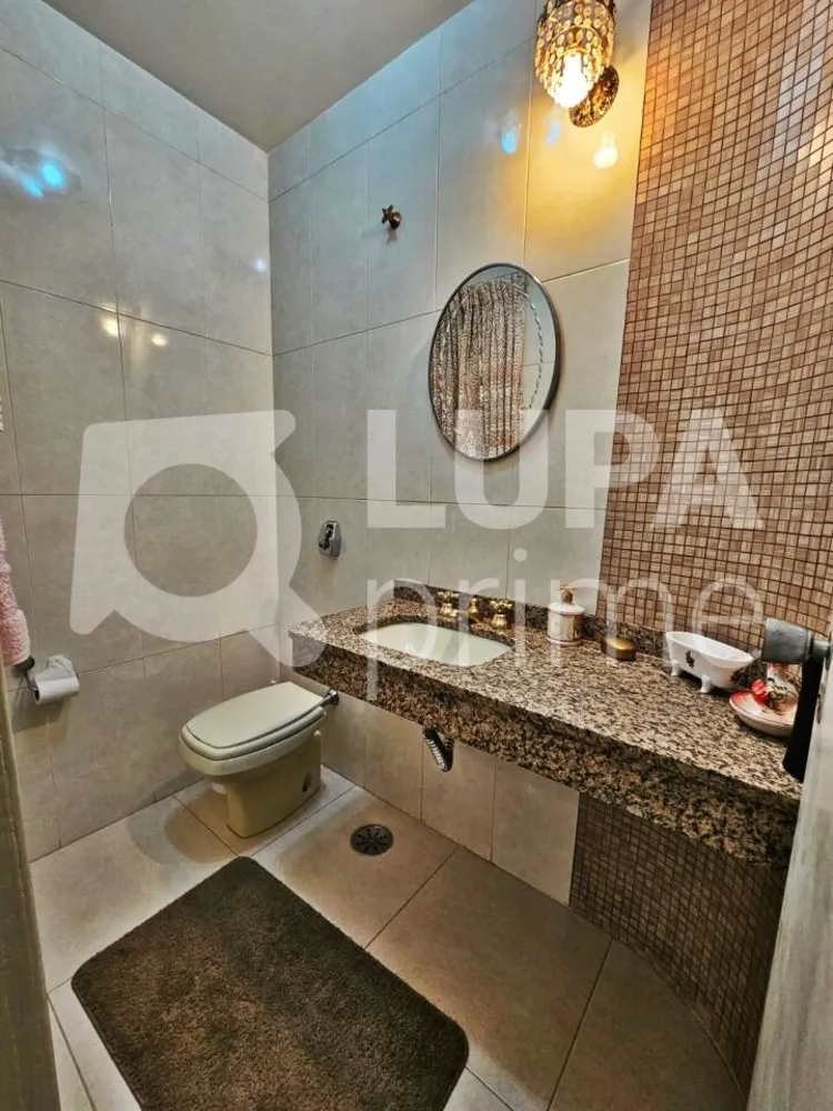Casa, 3 quartos, 240 m² - Foto 16