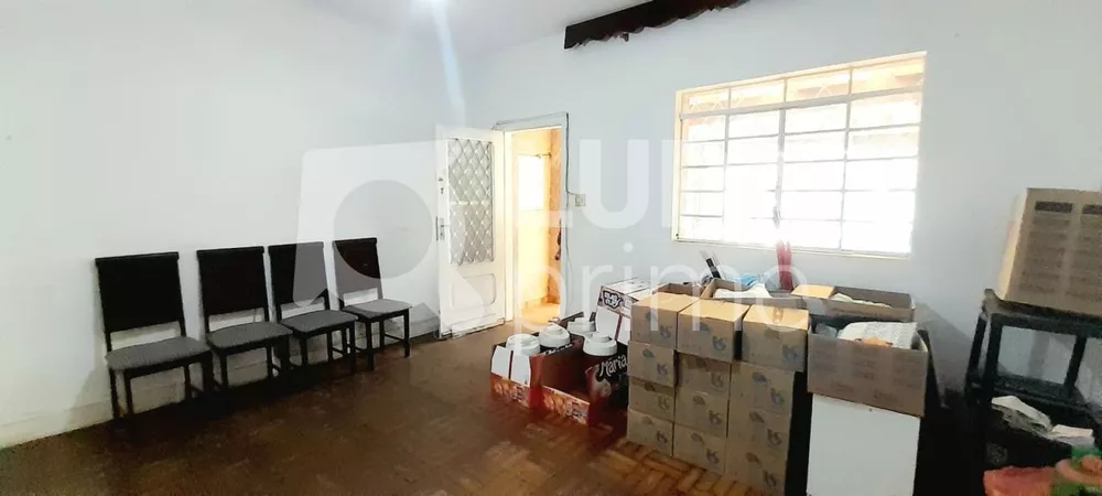 Casa à venda com 2 quartos, 100m² - Foto 2