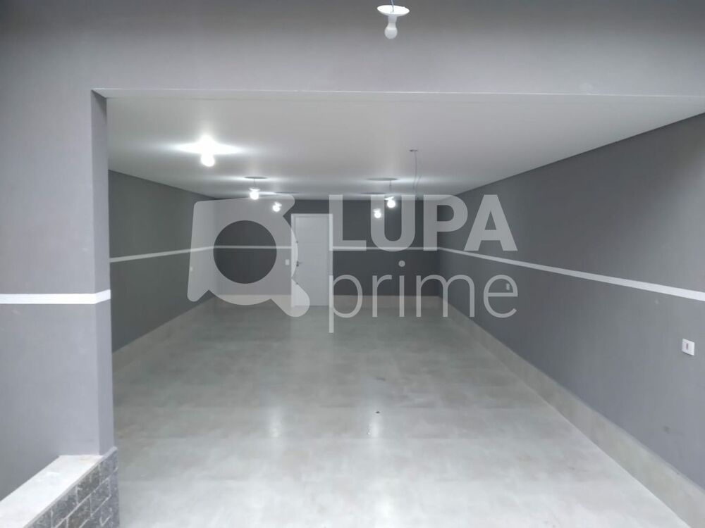 Casa à venda com 4 quartos, 244m² - Foto 4