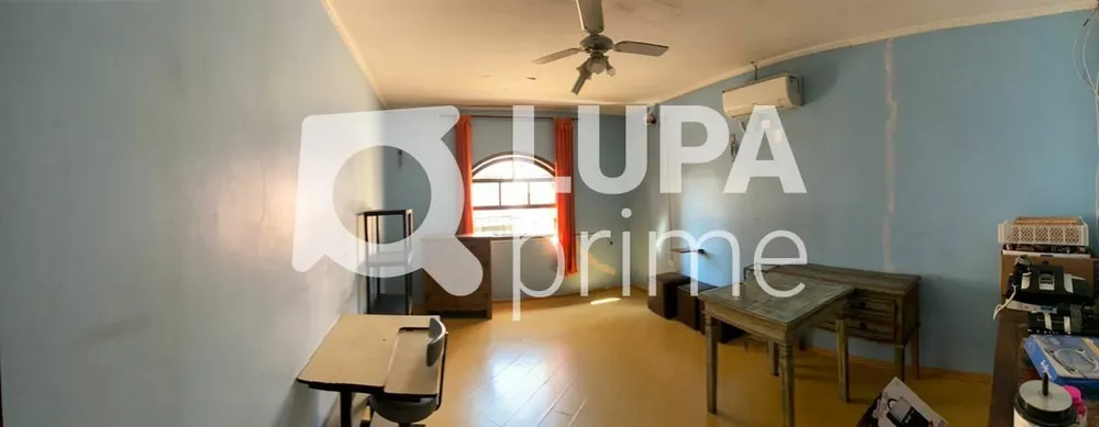 Casa para alugar com 2 quartos, 220m² - Foto 3