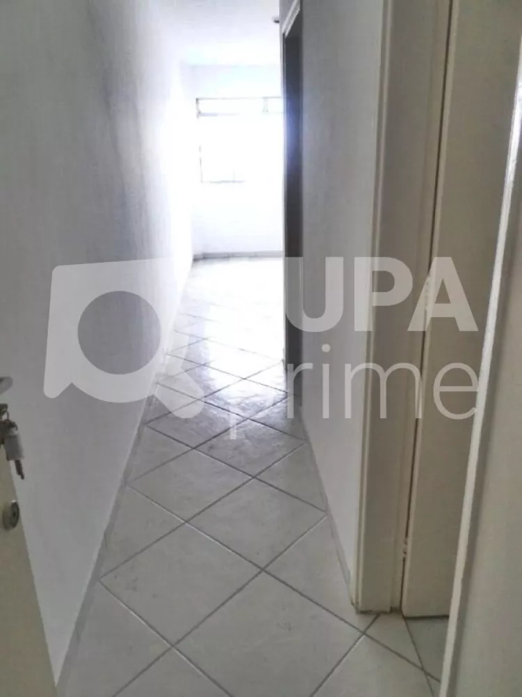 Apartamento para alugar com 1 quarto, 47m² - Foto 2