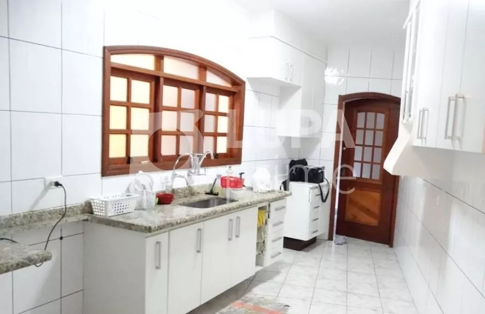 Casa à venda com 3 quartos, 133m² - Foto 4