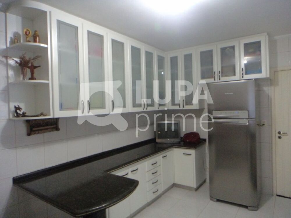 Casa, 3 quartos, 202 m² - Foto 1