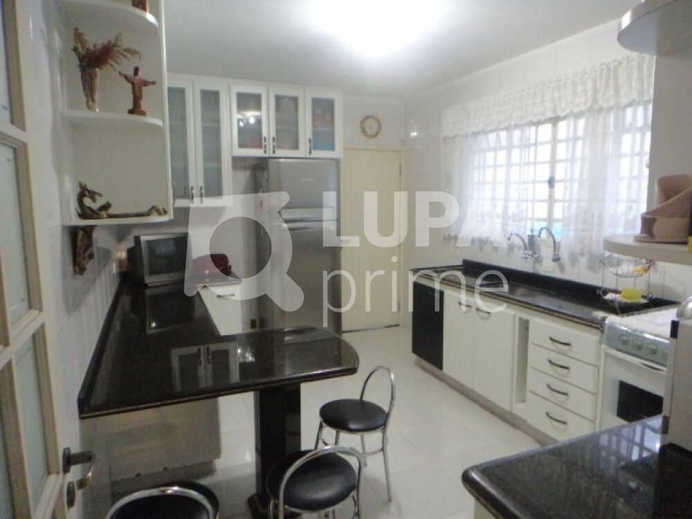 Casa, 3 quartos, 202 m² - Foto 3