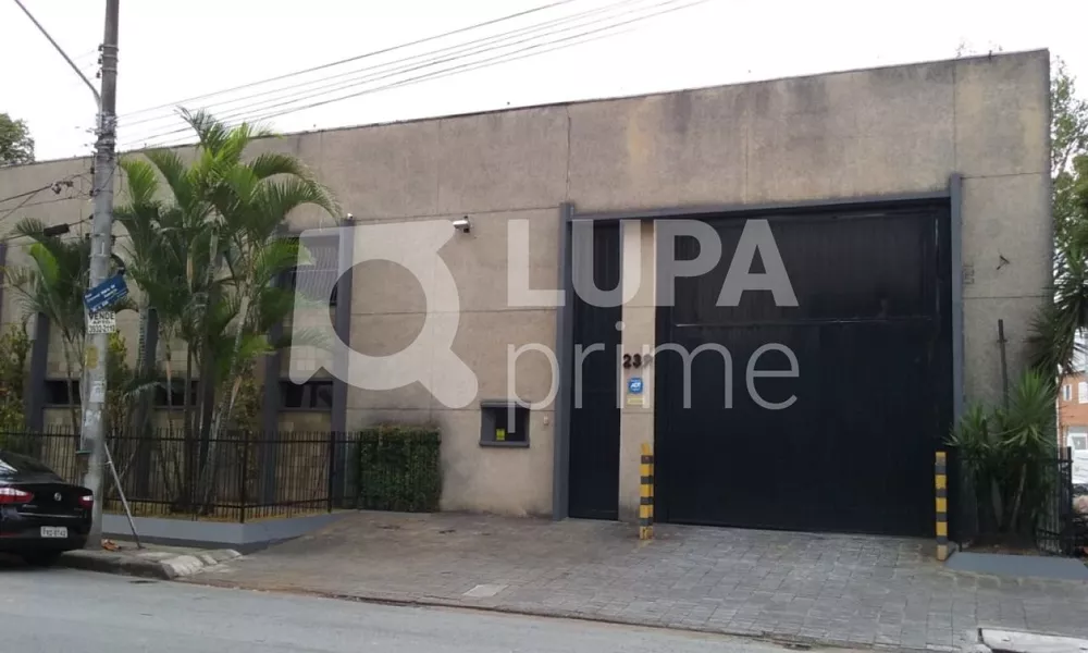 Depósito-Galpão-Armazém para alugar, 3000m² - Foto 1