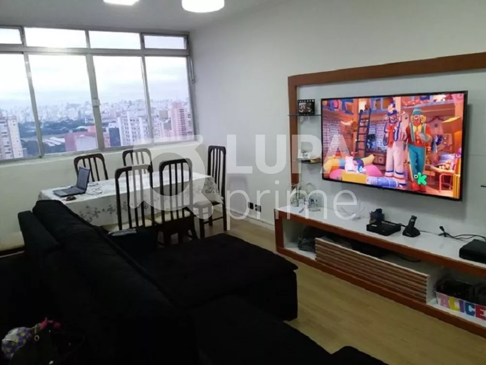 Apartamento à venda com 2 quartos, 75m² - Foto 2