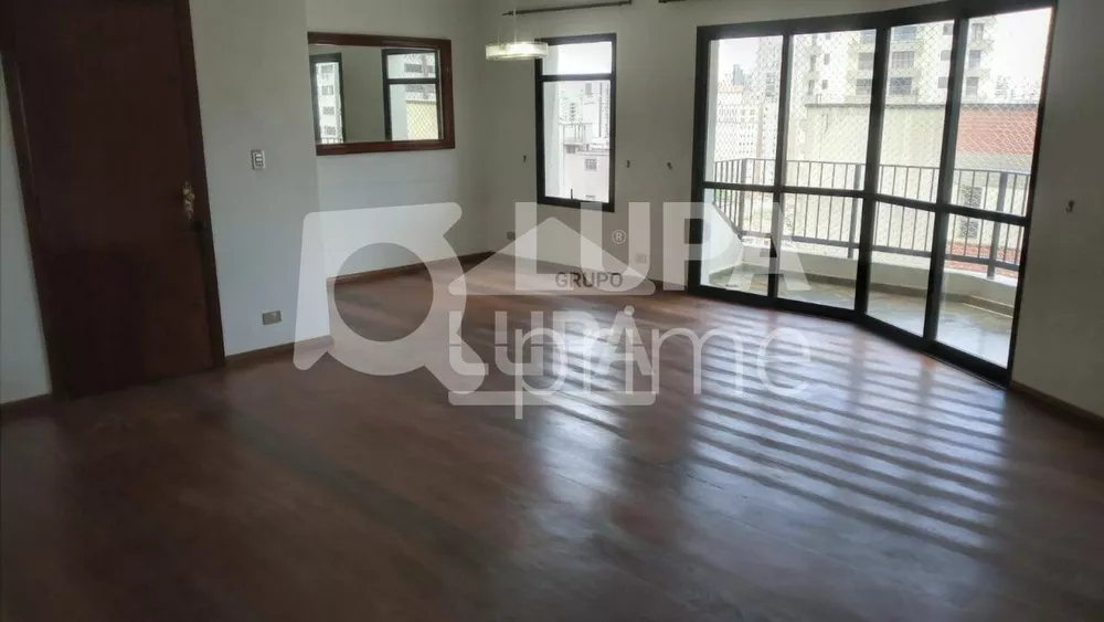 Apartamento à venda com 4 quartos, 156m² - Foto 4