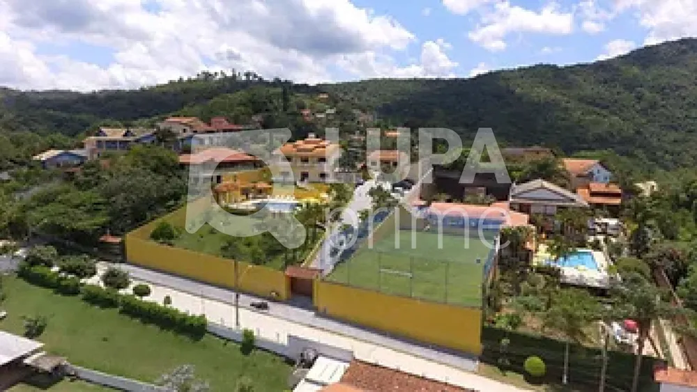 Sítio, 5 quartos, 3840 m² - Foto 1