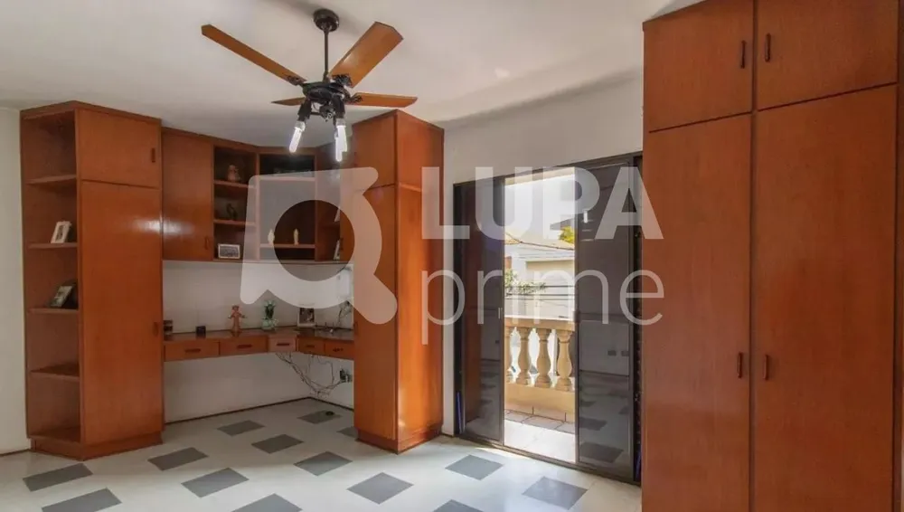 Casa, 3 quartos, 230 m² - Foto 3