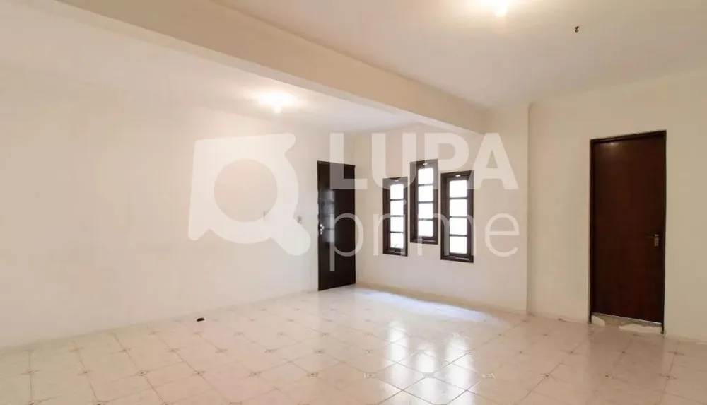 Casa, 3 quartos, 230 m² - Foto 13