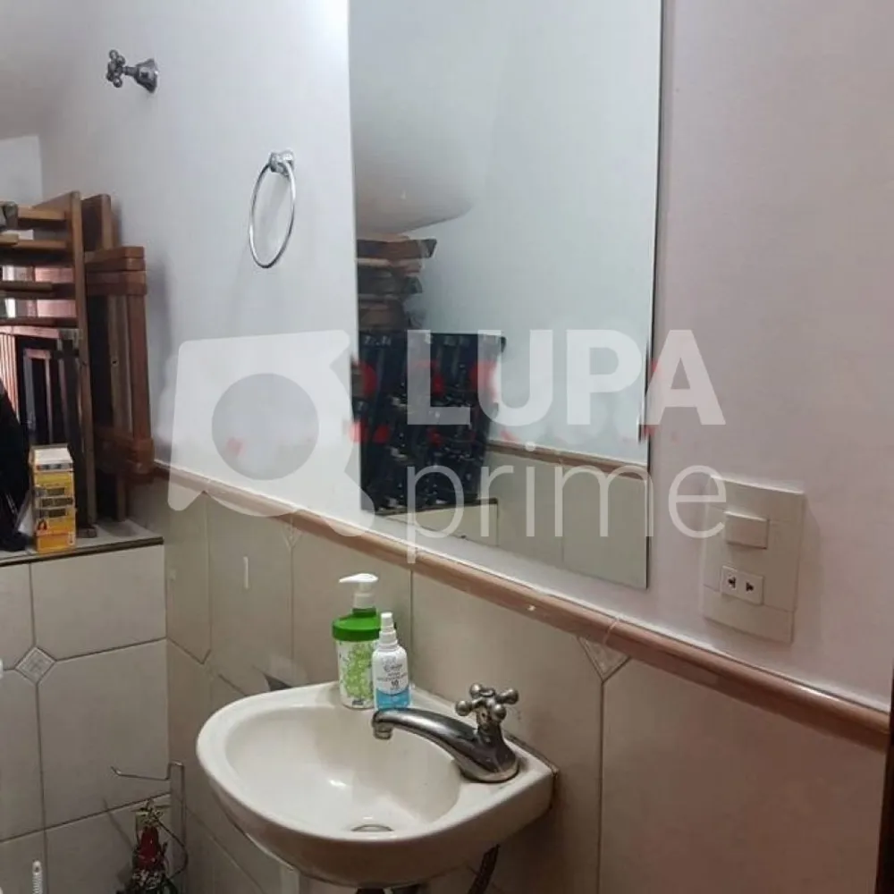 Casa, 3 quartos, 180 m² - Foto 1
