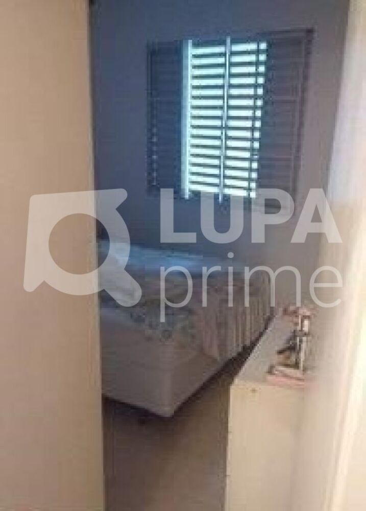 Casa à venda com 2 quartos, 160m² - Foto 12