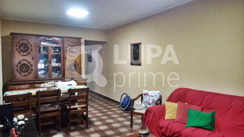 Casa à venda com 4 quartos, 159m² - Foto 2