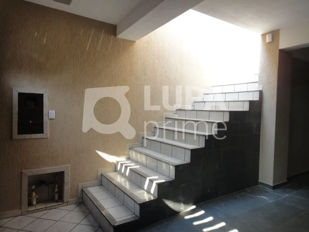 Casa, 3 quartos, 330 m² - Foto 2