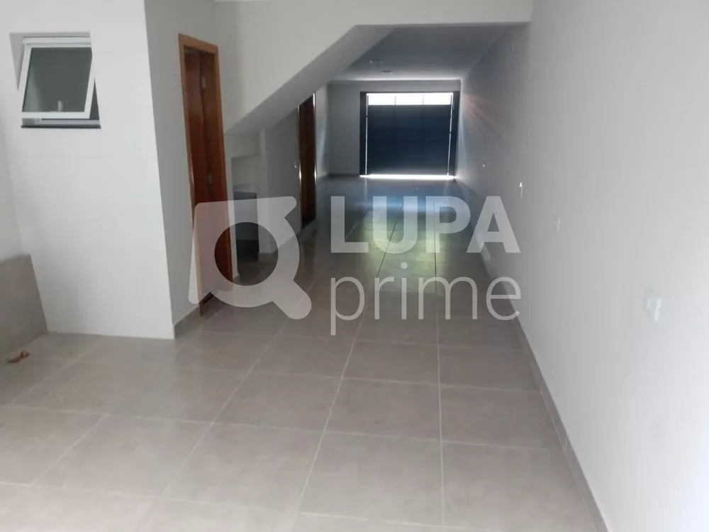 Casa à venda com 3 quartos, 380m² - Foto 2