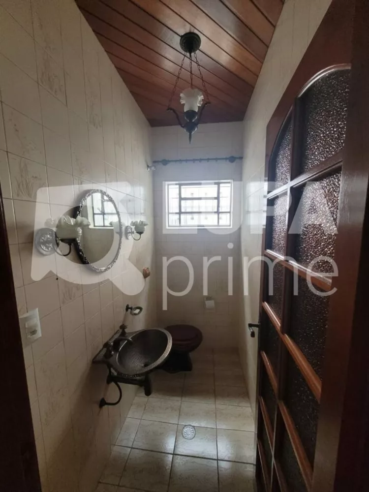 Casa para alugar com 3 quartos, 140m² - Foto 4