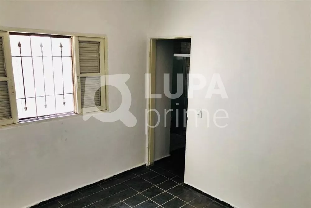 Casa à venda com 5 quartos, 199m² - Foto 8