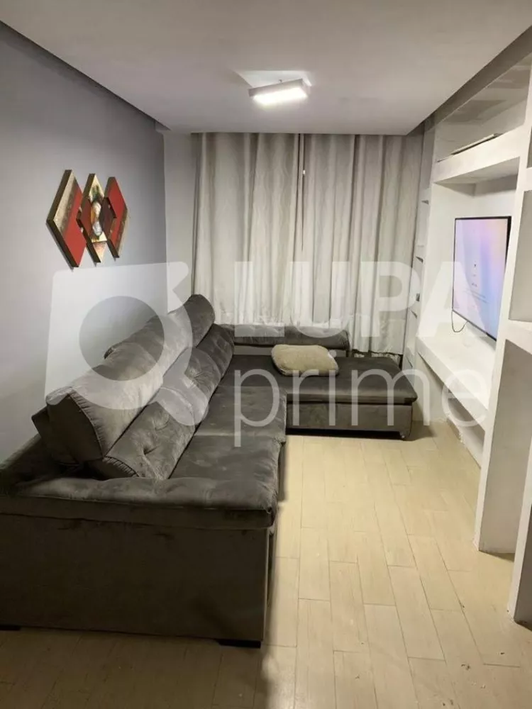 Casa à venda com 3 quartos, 200m² - Foto 1