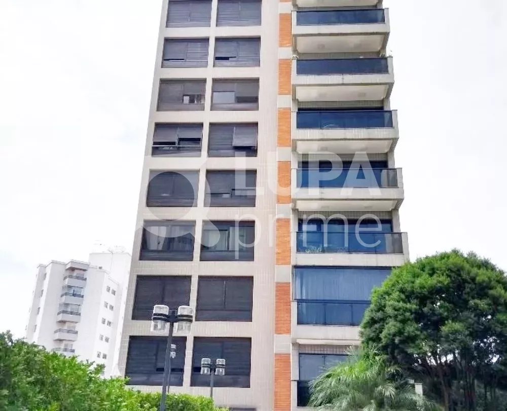 Apartamento à venda com 4 quartos, 210m² - Foto 2