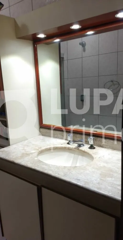 Casa, 3 quartos, 210 m² - Foto 1