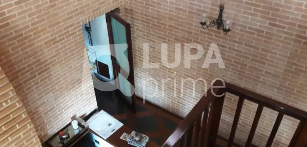 Casa, 4 quartos, 600 m² - Foto 1