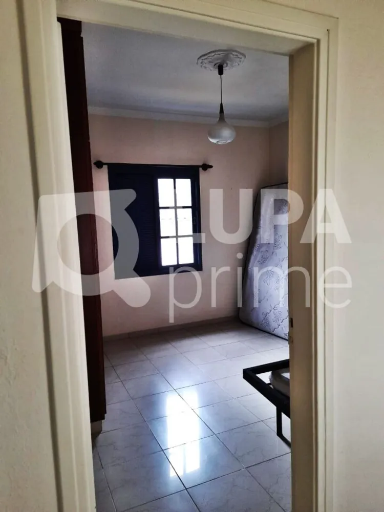Casa, 3 quartos, 220 m² - Foto 3