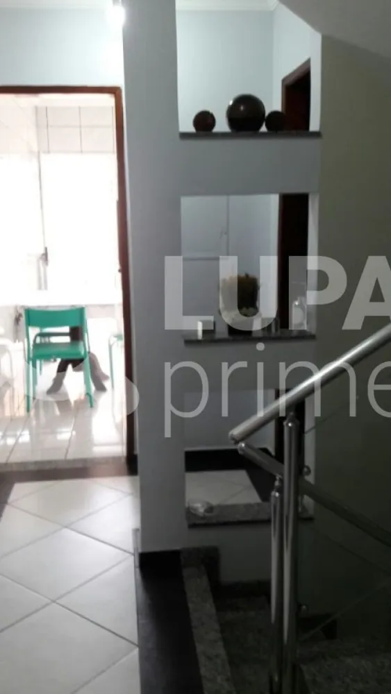Casa, 3 quartos, 102 m² - Foto 2