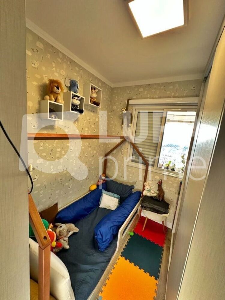 Apartamento à venda com 3 quartos, 77m² - Foto 2