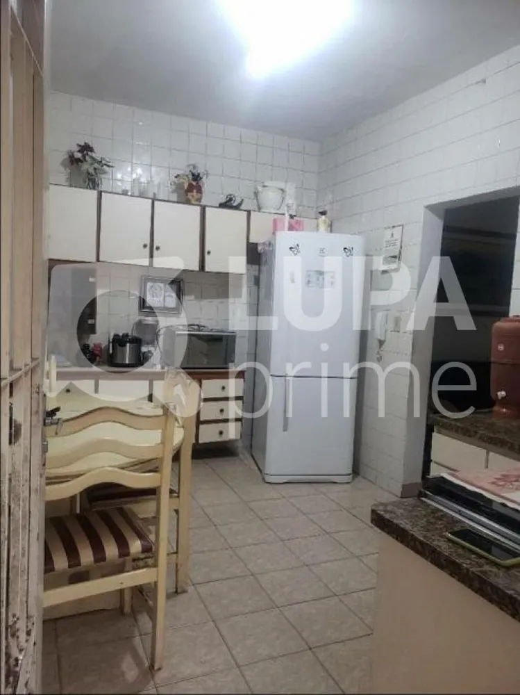 Casa, 3 quartos, 400 m² - Foto 3