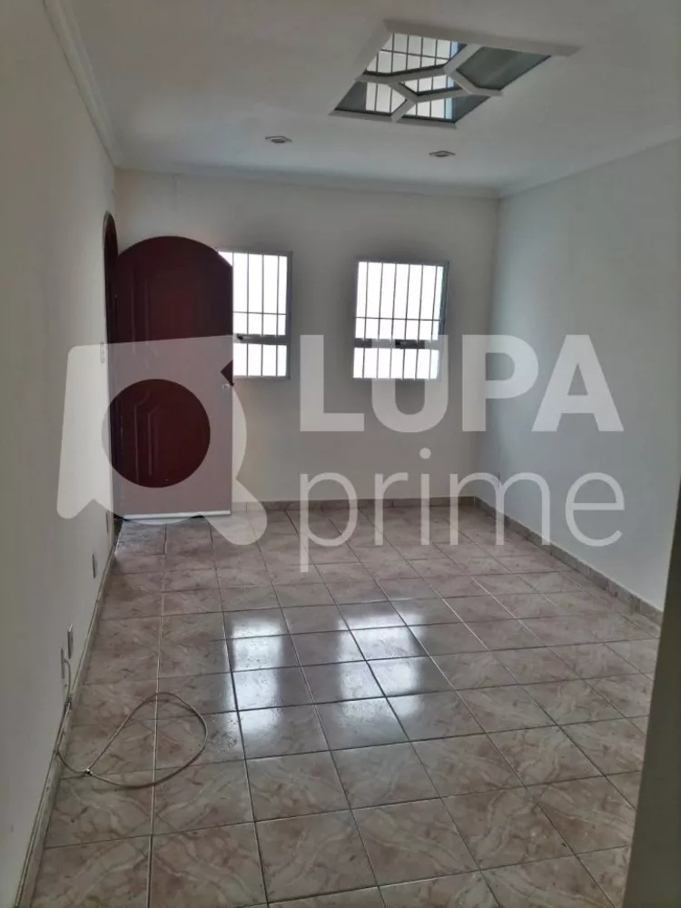 Casa à venda com 2 quartos, 100m² - Foto 1