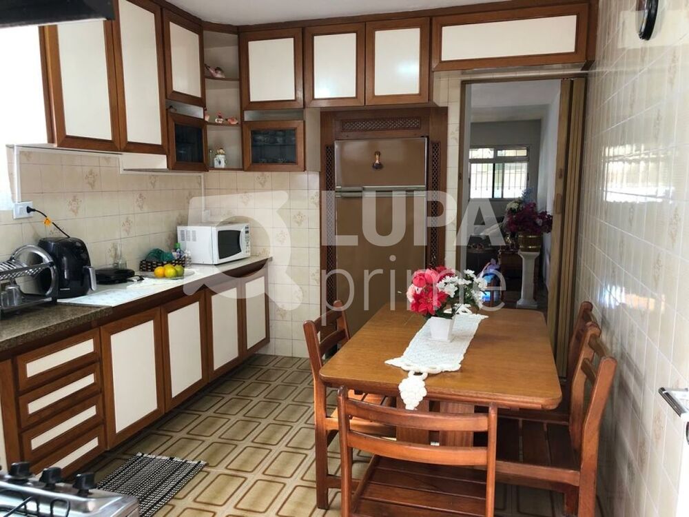 Casa à venda com 2 quartos, 130m² - Foto 10