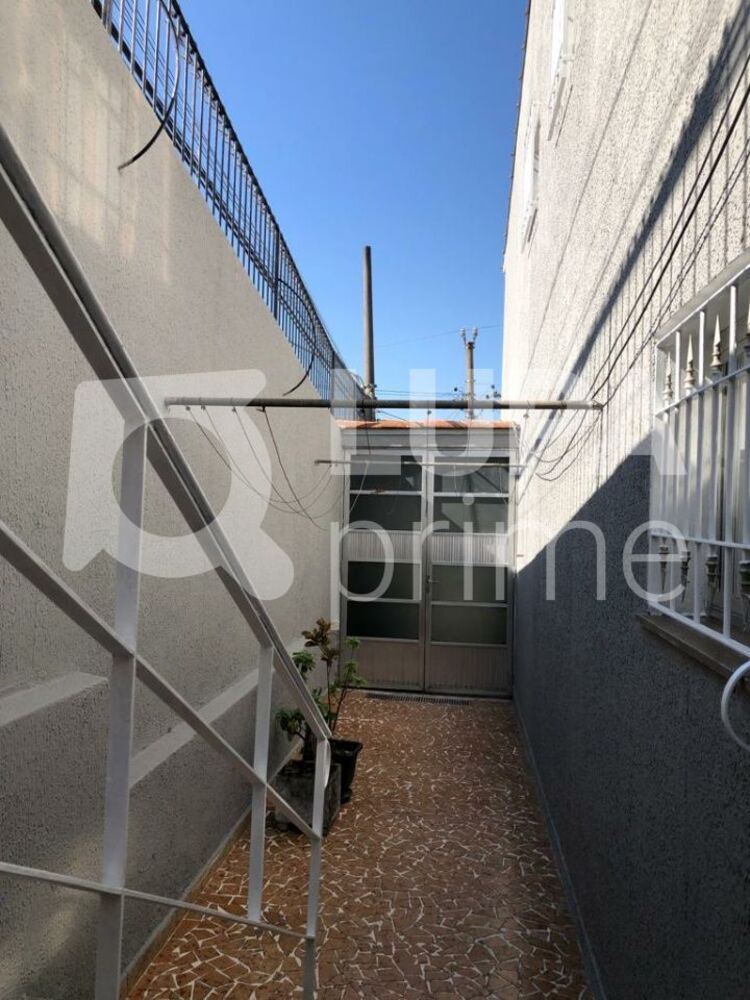 Casa à venda com 2 quartos, 130m² - Foto 4