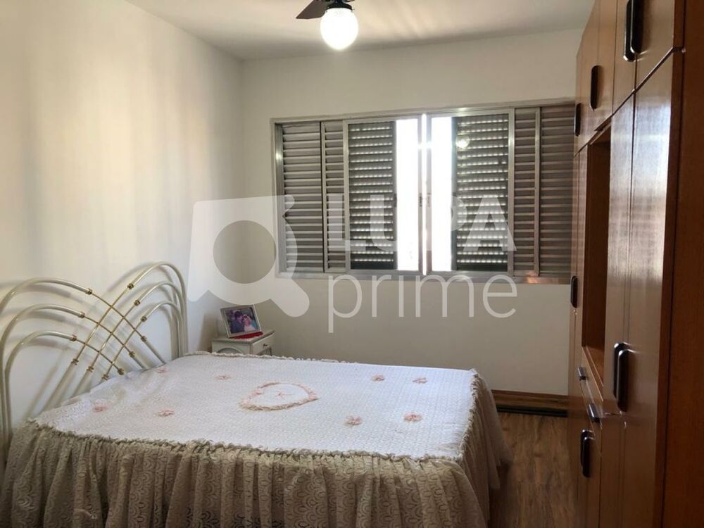 Casa à venda com 2 quartos, 130m² - Foto 20