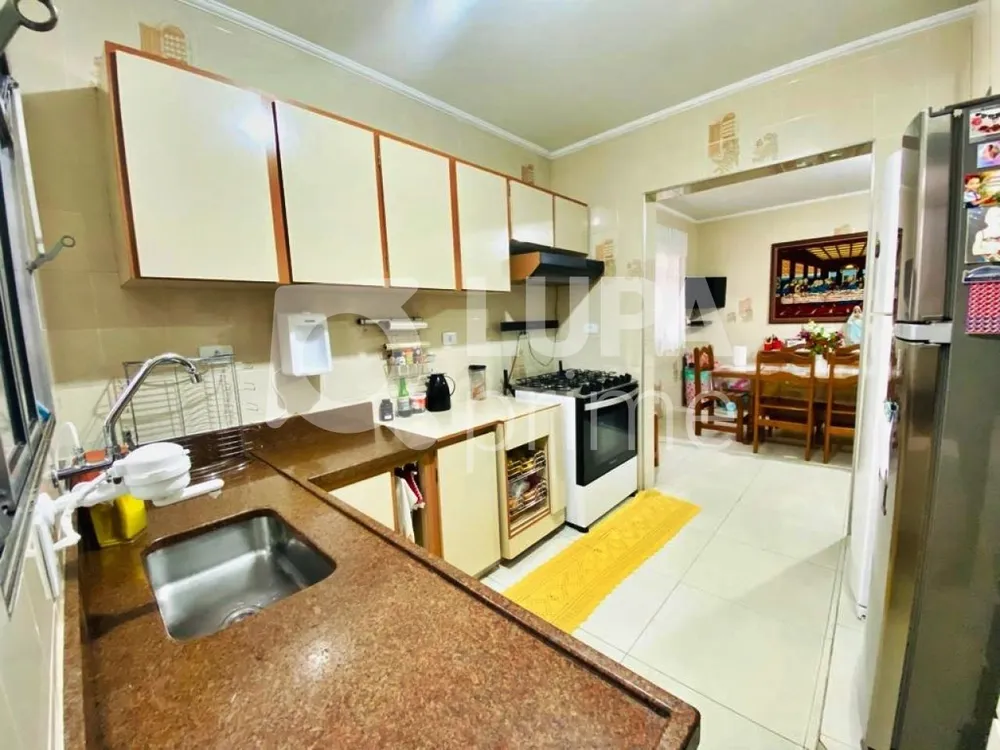 Casa, 4 quartos, 152 m² - Foto 2