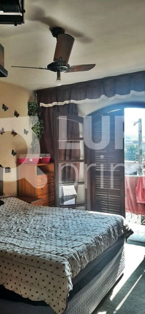 Casa à venda com 2 quartos, 83m² - Foto 3