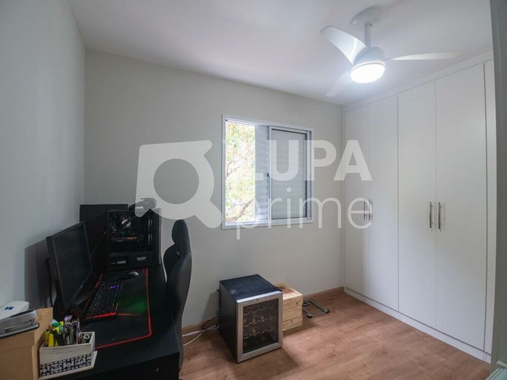 Apartamento à venda com 3 quartos, 69m² - Foto 2