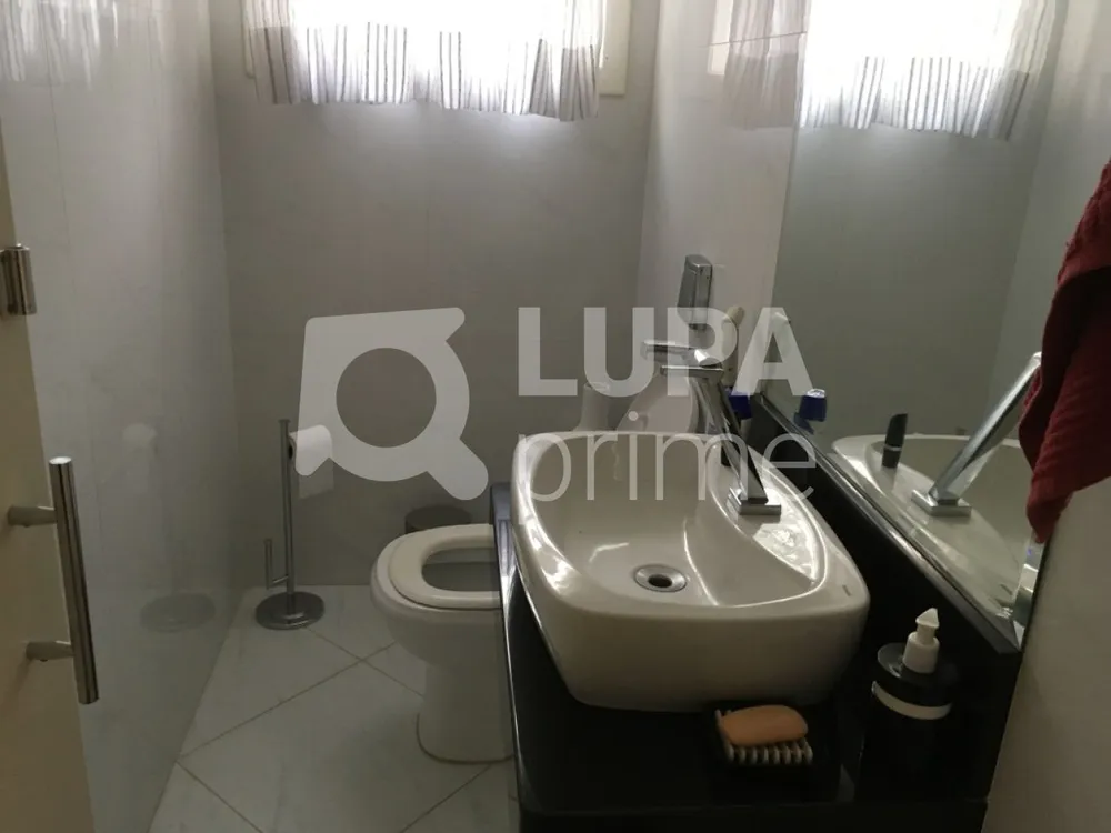 Casa, 3 quartos, 200 m² - Foto 1
