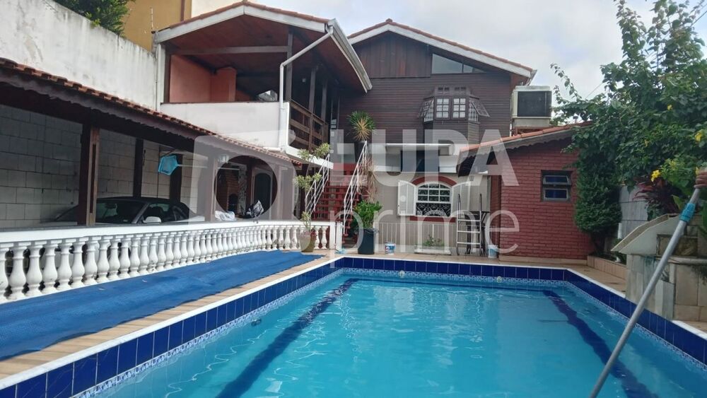 Casa, 5 quartos, 250 m² - Foto 2