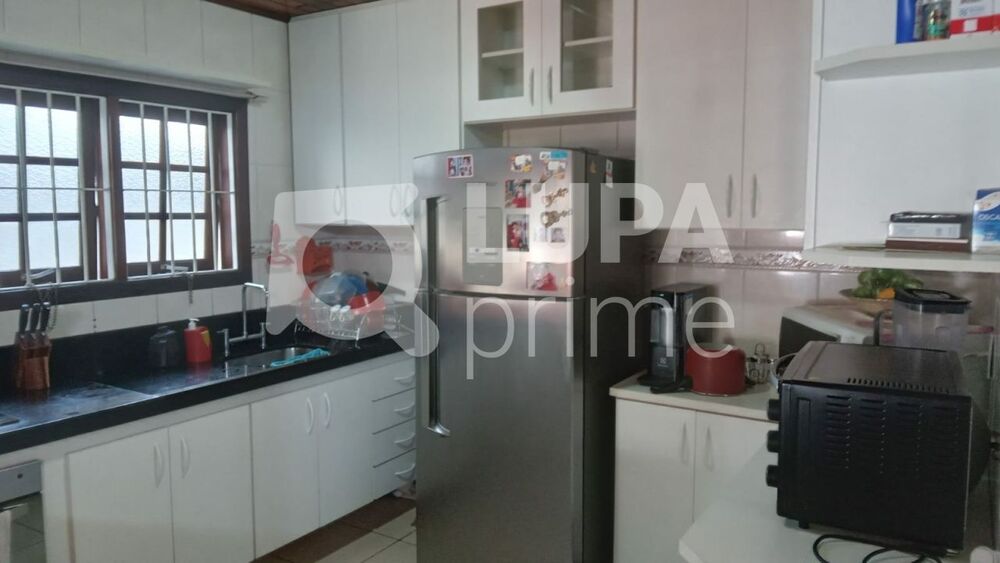 Casa, 5 quartos, 250 m² - Foto 14