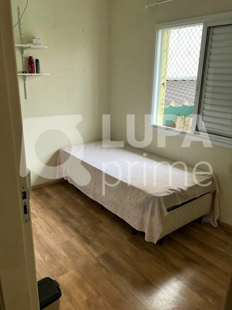 Casa à venda com 4 quartos, 152m² - Foto 1
