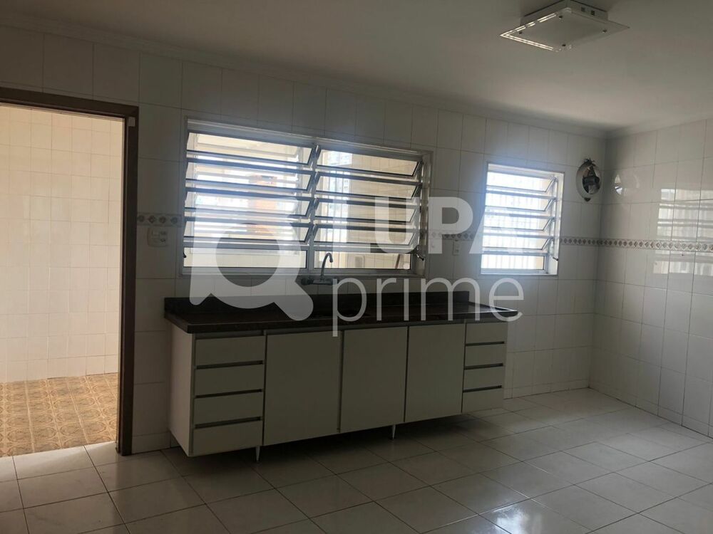 Casa à venda com 3 quartos, 134m² - Foto 9