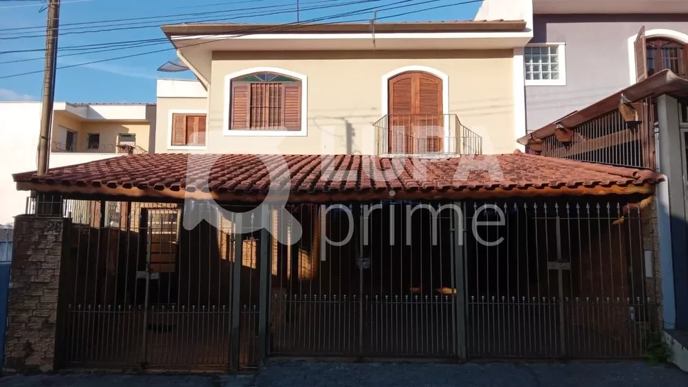 Casa à venda com 3 quartos, 159m² - Foto 1