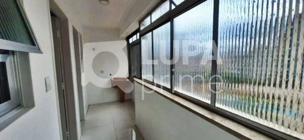 Apartamento, 3 quartos, 140 m² - Foto 2