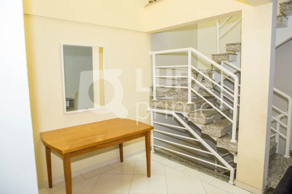 Casa, 3 quartos, 272 m² - Foto 1
