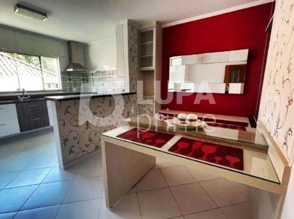 Casa à venda com 3 quartos, 119m² - Foto 2