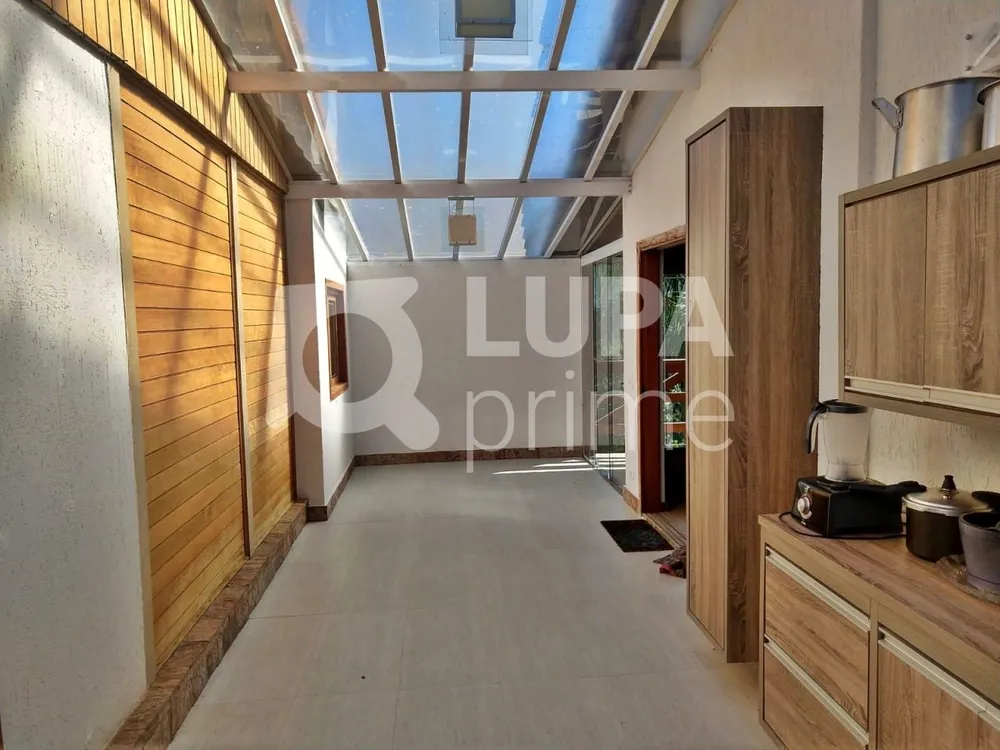 Chácara, 8 quartos, 6600 m² - Foto 1